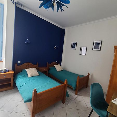 Les Dependances Du Chateau Noailles  Dış mekan fotoğraf