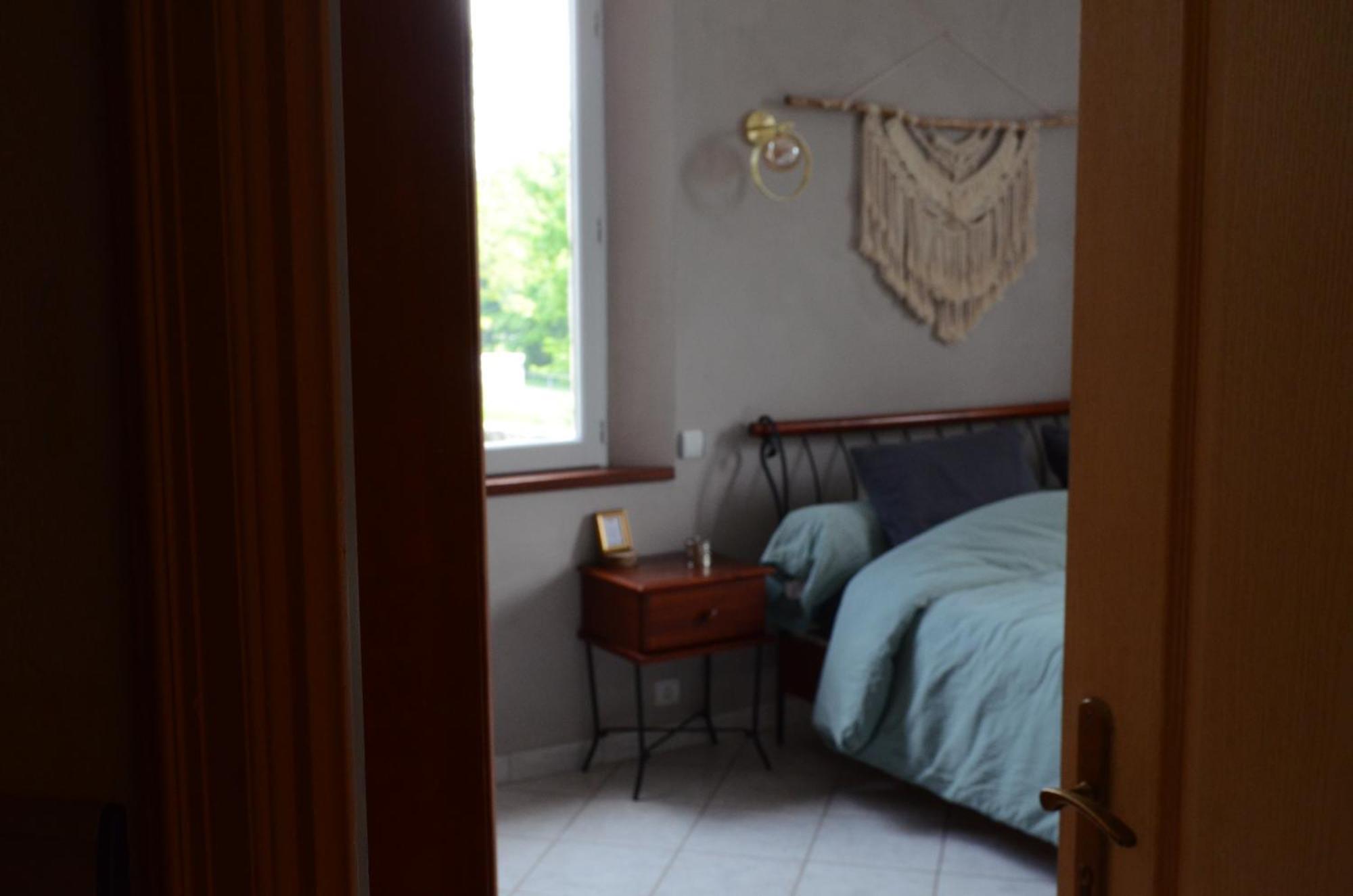 Les Dependances Du Chateau Noailles  Dış mekan fotoğraf